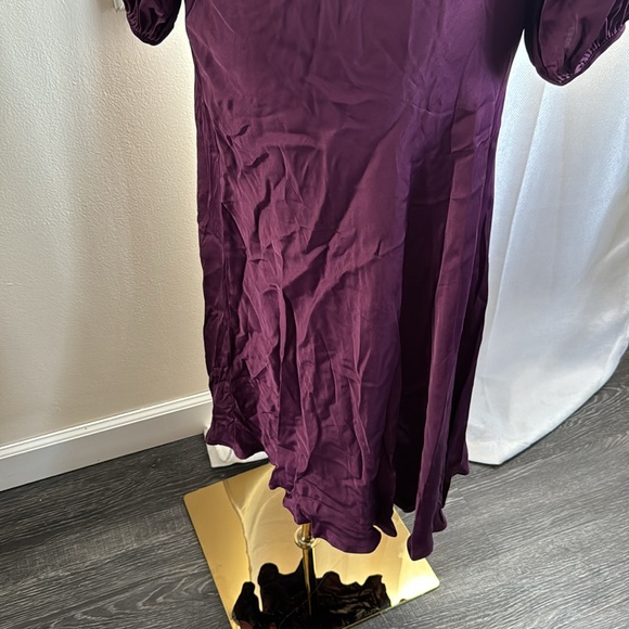 FARM RIO Front Circle Cut Out Midi Dress – PURPLE, XS, $315 - Picture 10 of 11